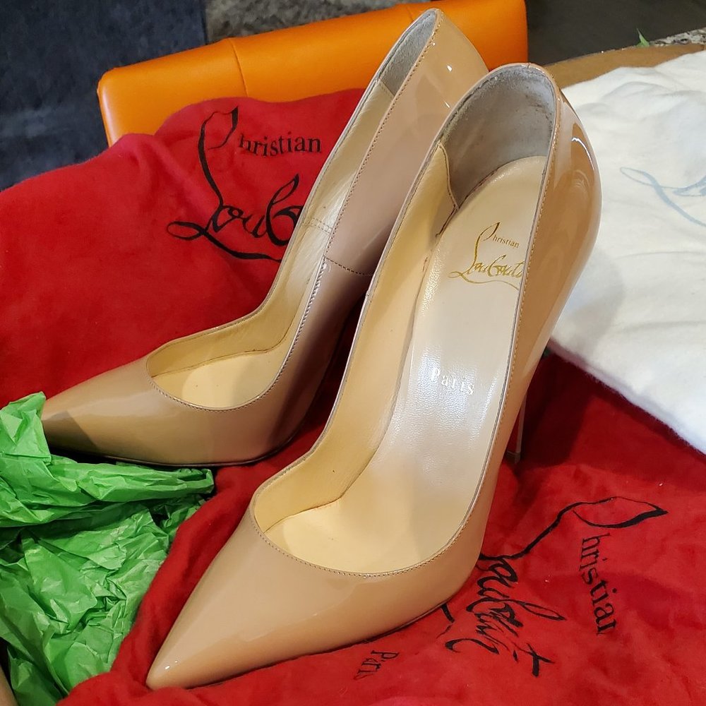 Christian Louboutin Pumps